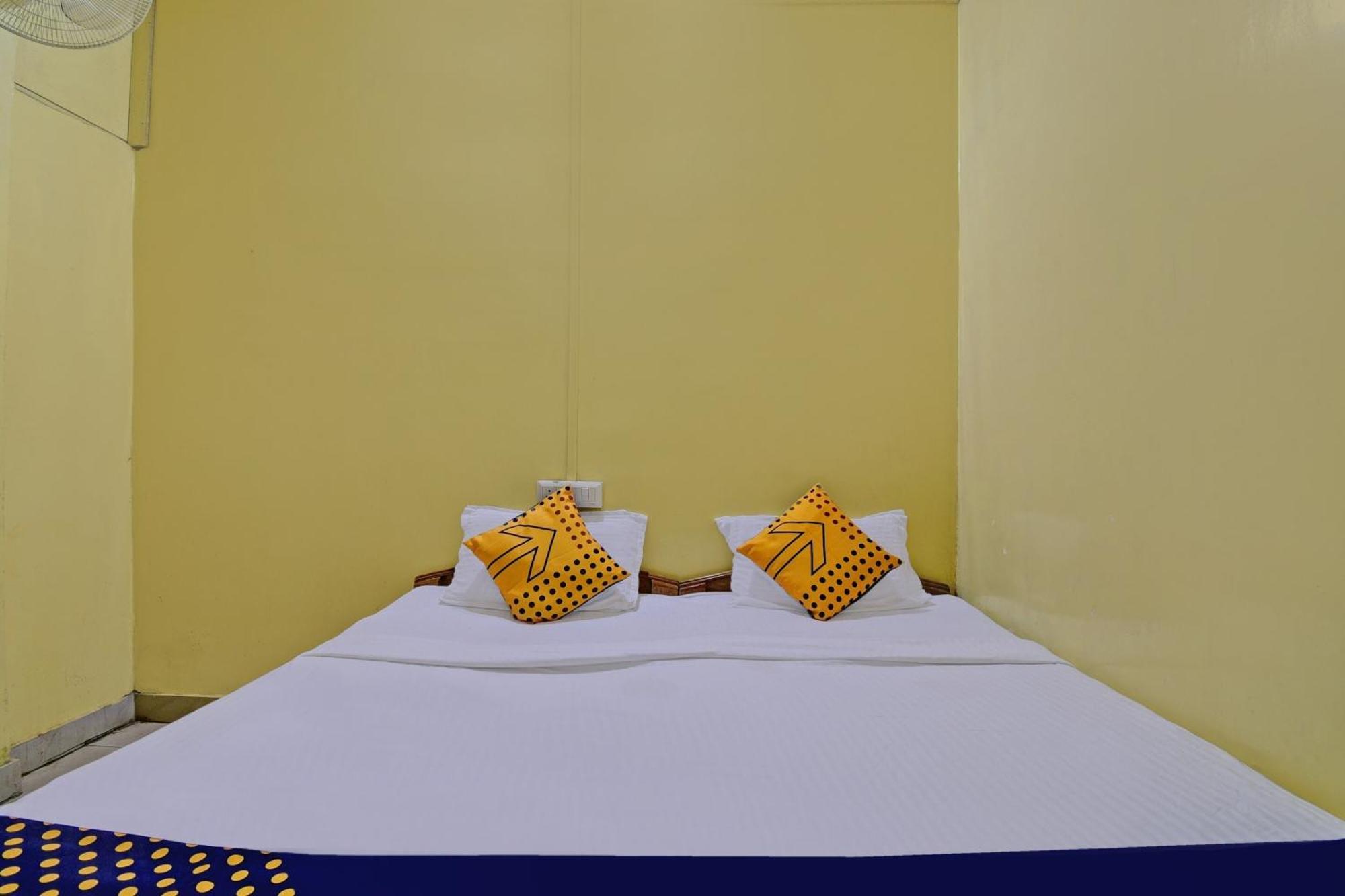 Oyo Flagship Thank You Lodge Nac Dispur Luaran gambar